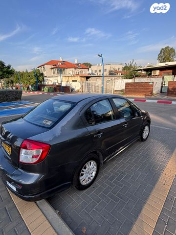 סוזוקי SX4