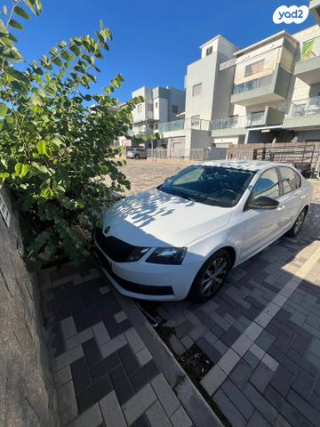 סקודה אוקטביה