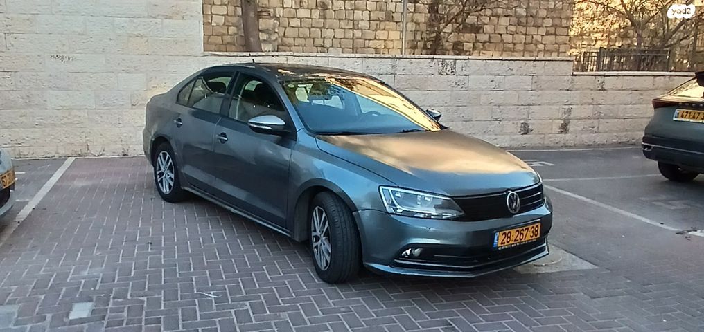 מודעת רכב פולקסווגן ג'טה 