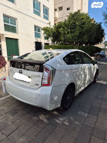 מודעת רכב טויוטה פריוס