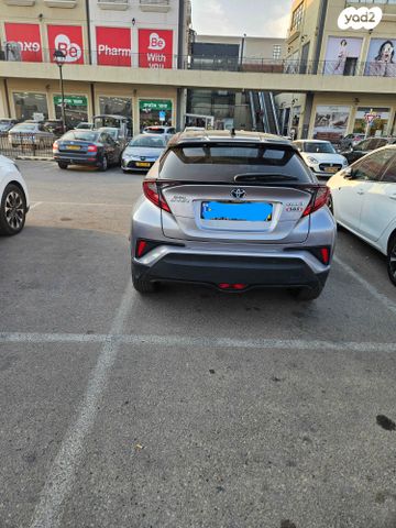 טויוטה C-HR