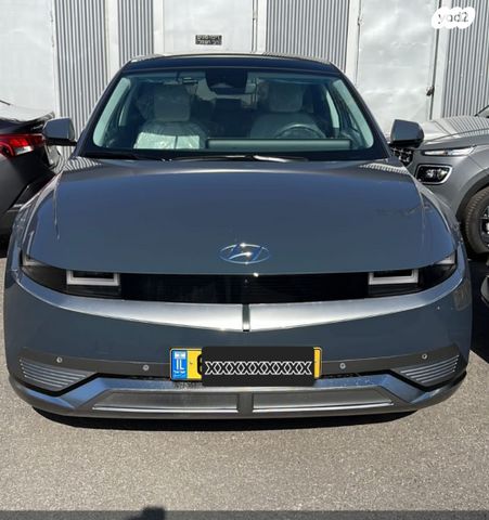 יונדאי איוניק 5