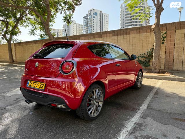 אלפא רומיאו מיטו