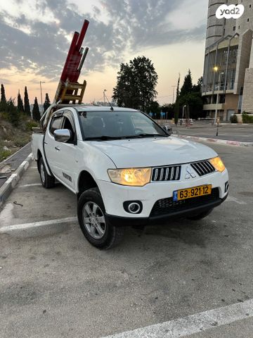 מיצובישי טרייטון / L200