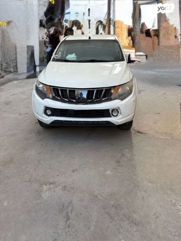 מודעת רכב מיצובישי טרייטון / L200