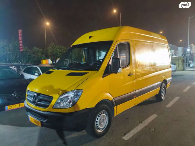 מודעת רכב מרצדס-בנץ ספרינטר