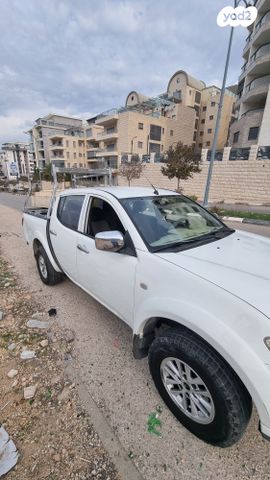 מיצובישי טרייטון / L200