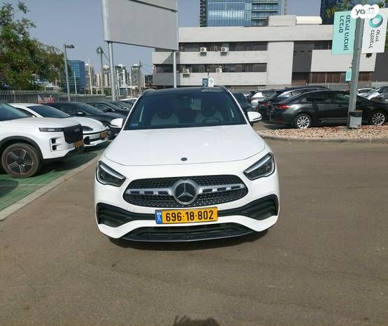 מודעת רכב מרצדס-בנץ GLA