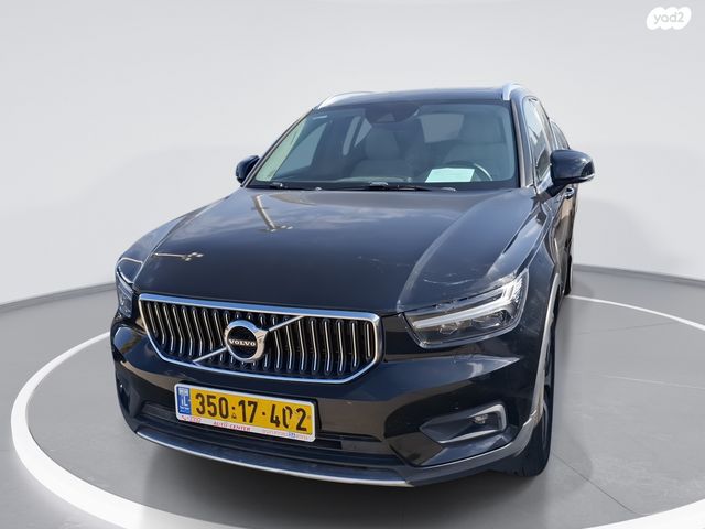מודעת רכב וולוו XC40