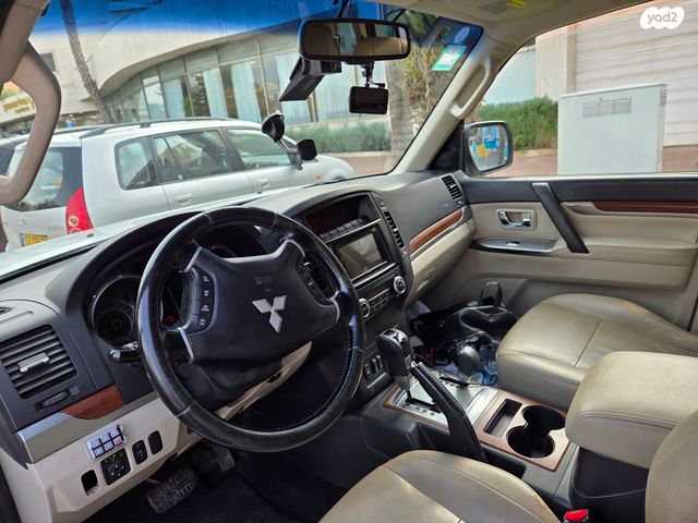 מיצובישי פג'רו