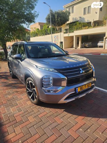 מיצובישי אאוטלנדר