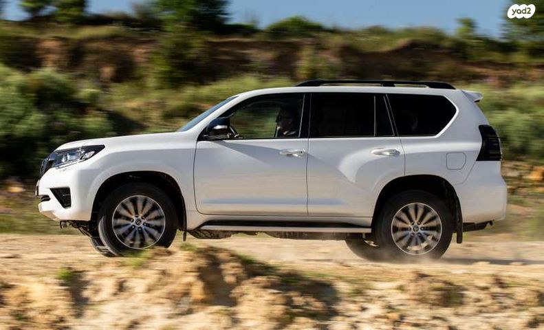 טויוטה לנד קרוזר