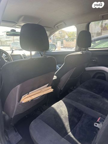 מיצובישי אאוטלנדר