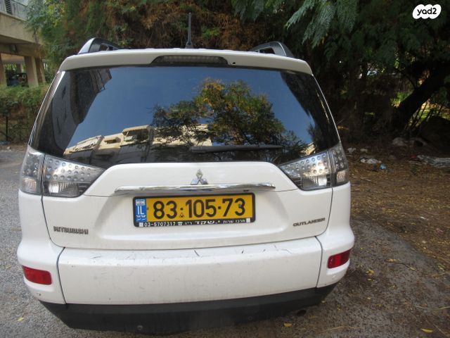 מיצובישי אאוטלנדר