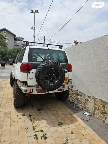 ניסאן טראנו