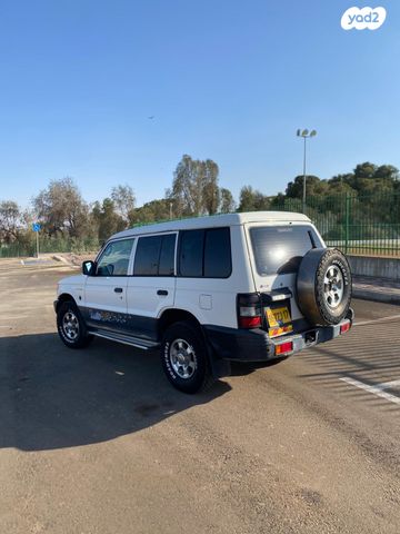 מיצובישי פג'רו