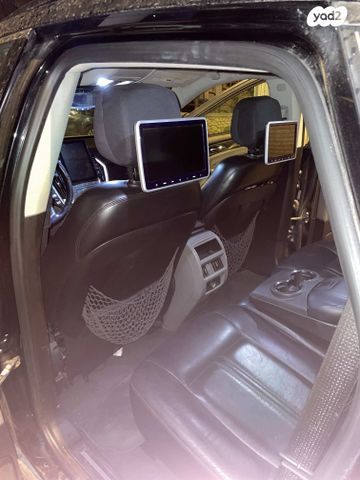 מודעת רכב קאדילק SRX