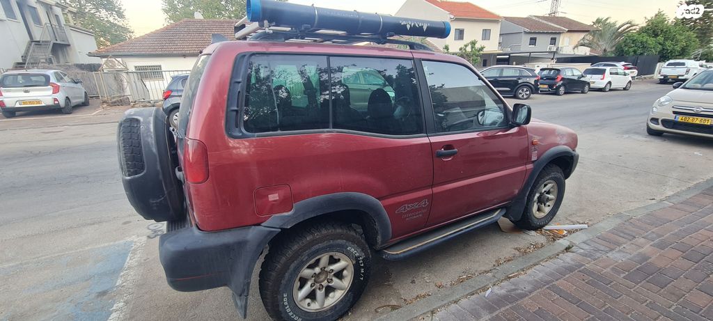 ניסאן טראנו