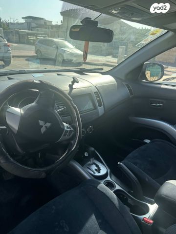 מיצובישי אאוטלנדר