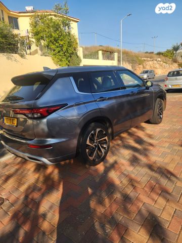 מיצובישי אאוטלנדר