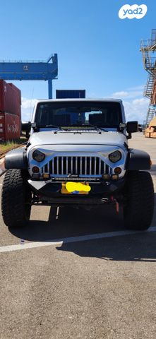 מודעת רכב ג'יפ רנגלר