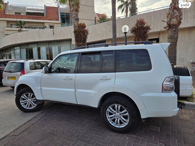 מודעת רכב מיצובישי פג'רו