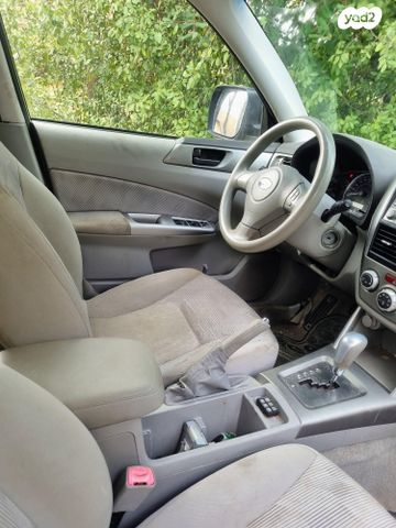 סובארו פורסטר