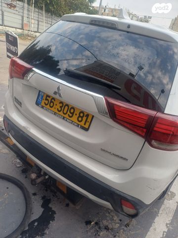 מיצובישי אאוטלנדר