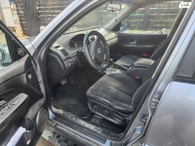 מודעת רכב סאנגיונג רקסטון