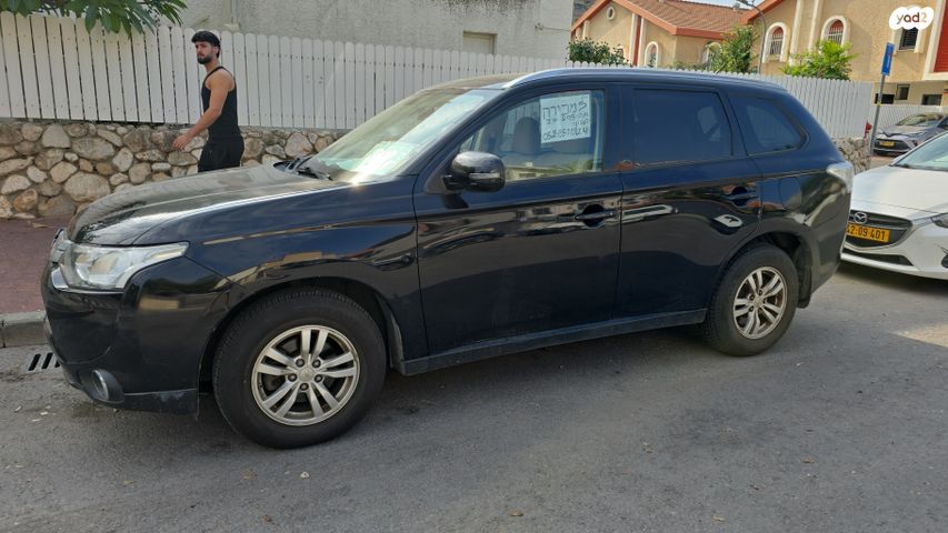 מיצובישי אאוטלנדר