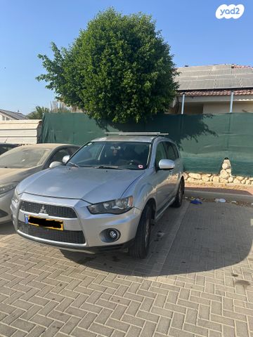 מיצובישי אאוטלנדר