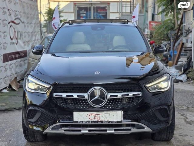 מרצדס-בנץ GLA