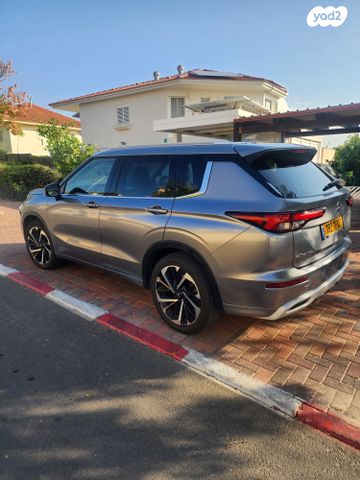 מיצובישי אאוטלנדר