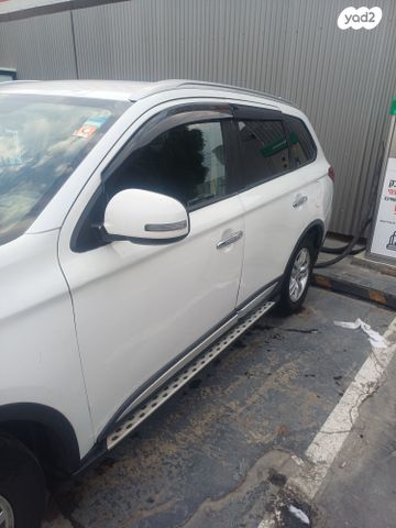 מיצובישי אאוטלנדר