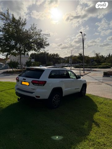 ג'יפ גרנד צ'ירוקי