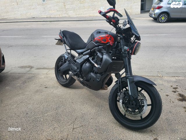 קאוואסאקי Versys 650