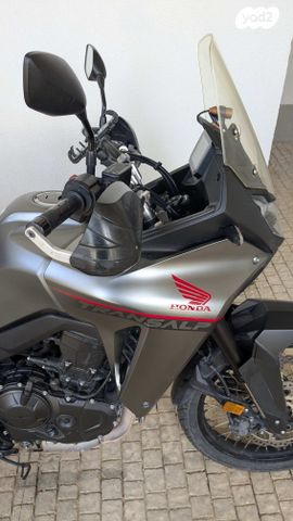 הונדה Transalp 750