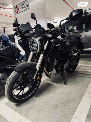 הונדה CB125R