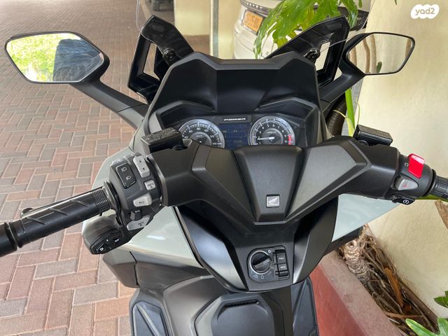 מודעת רכב הונדה פורזה 350