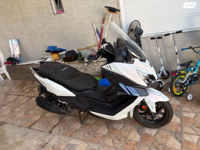 סאן יאנג קרוזים 125