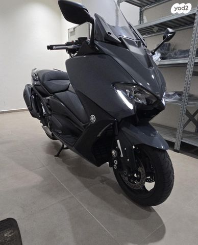 ימאהה Tmax 560 Tech