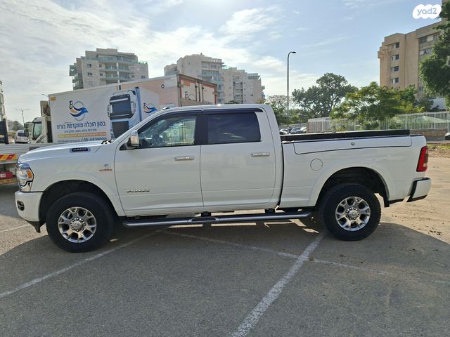 מודעת רכב דודג'