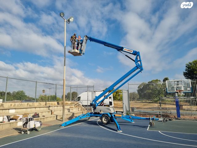 מודעת רכב מנוף