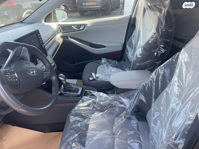 יונדאי איוניק