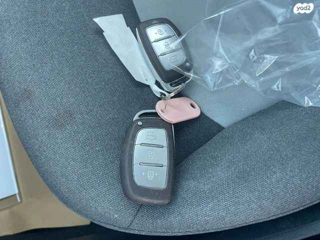 יונדאי איוניק