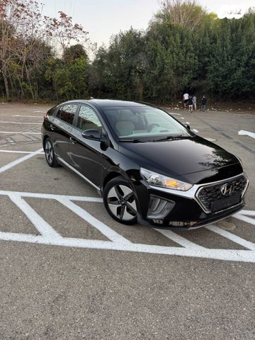 יונדאי איוניק