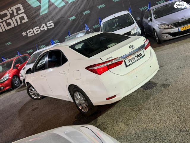טויוטה קורולה