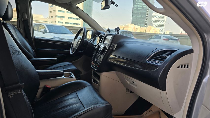 קרייזלר גראנד וויאג'ר