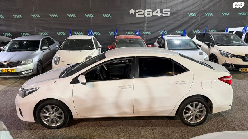 טויוטה קורולה