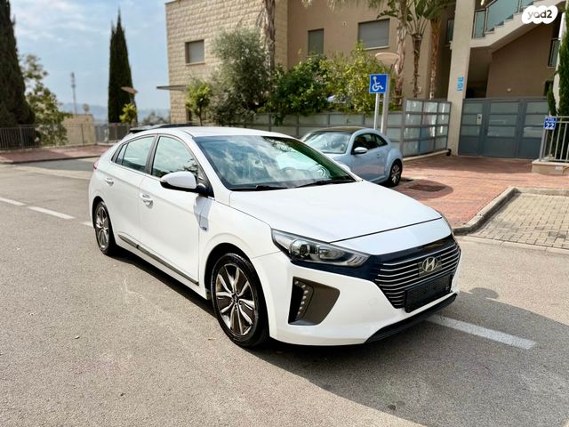 מודעת רכב יונדאי איוניק